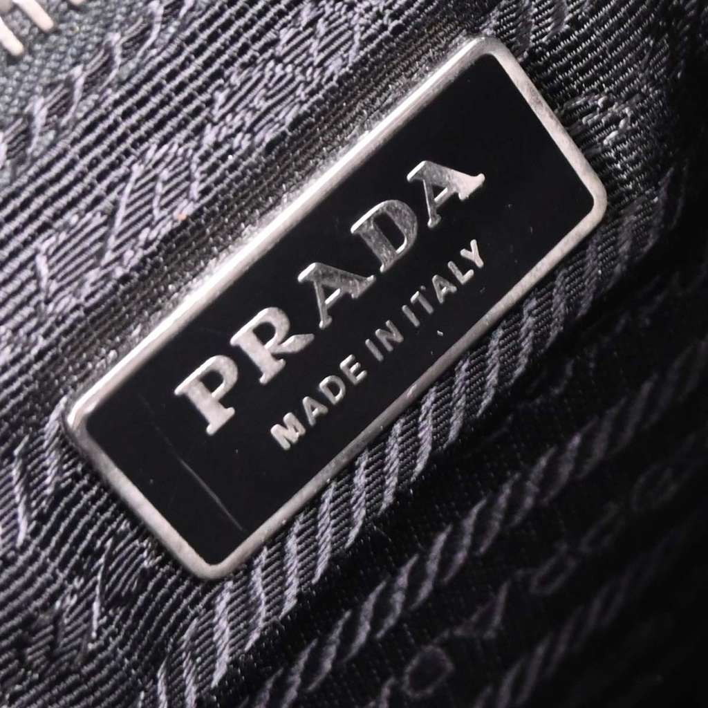 Prada Vintage Shoulder Bag Black Good condition - Model View