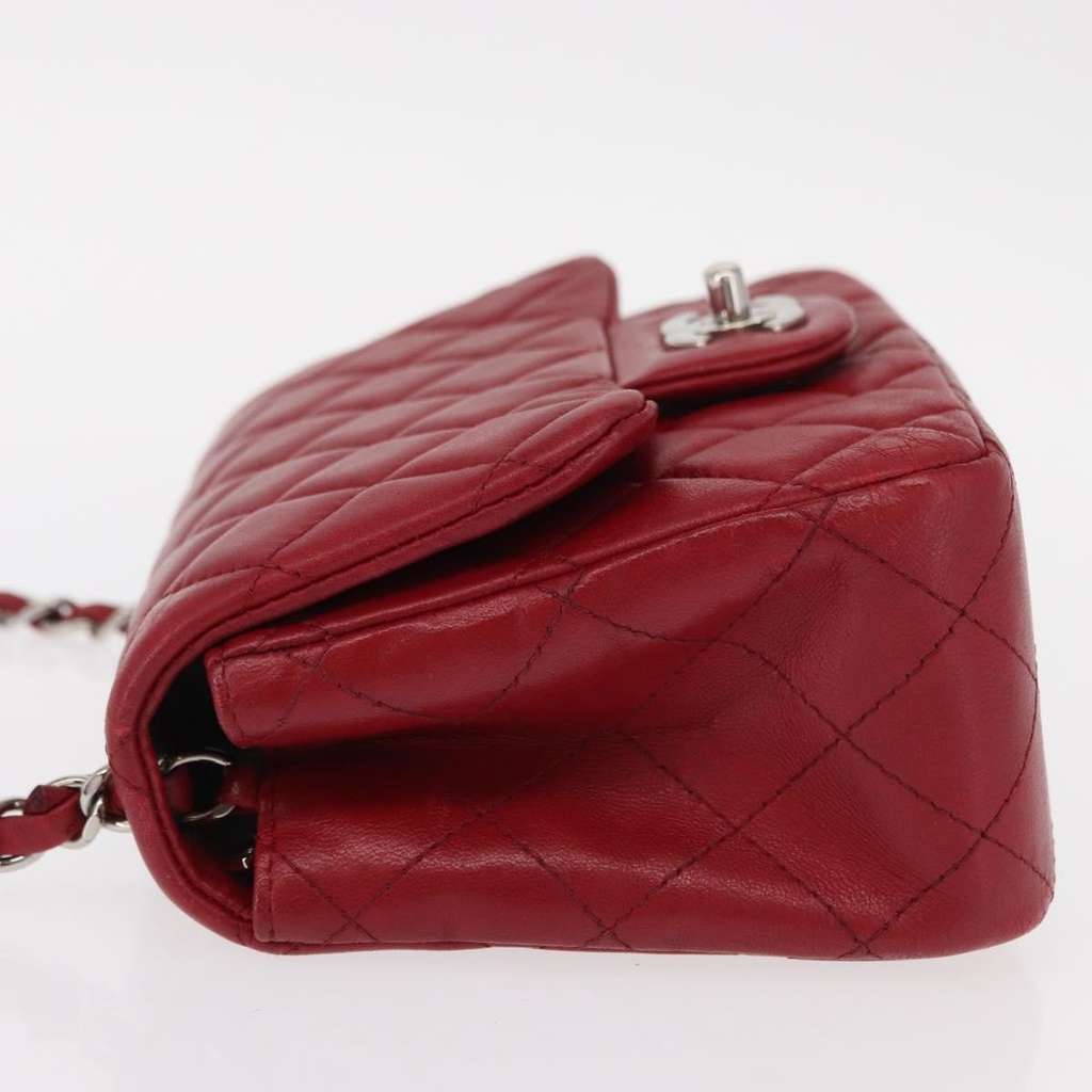 Chanel Square Classic Single Flap Bag Red Leather Good condition - Model View