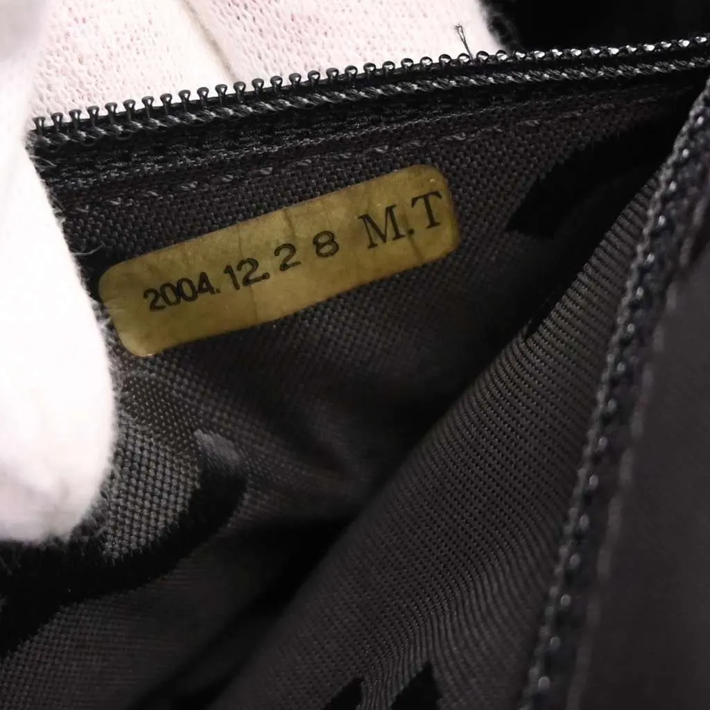 Chanel Surpique Tote Black Leather Good - Box View