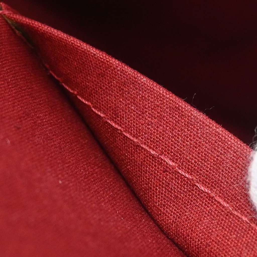 Louis Vuitton Brea Handbag Red Leather Good condition - Box View