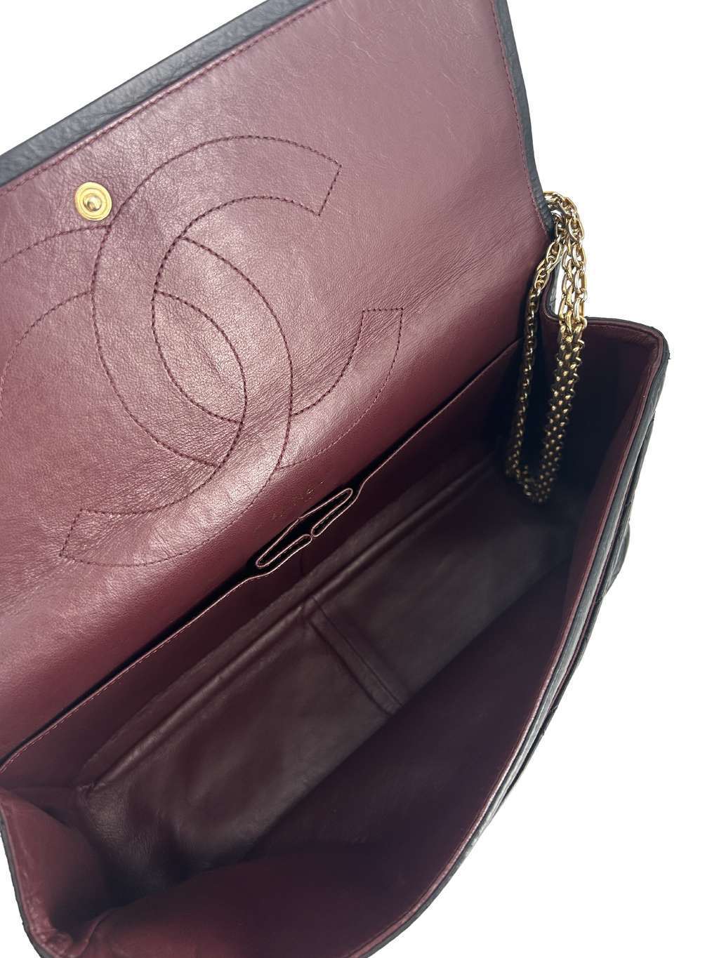 Chanel Reissue 2.55 Flap Bag Black Leather Good condition - Model View