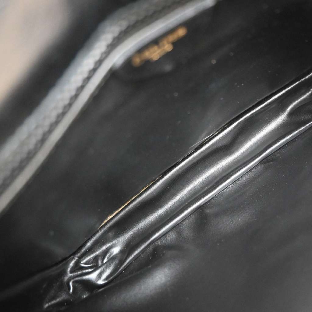 Celine Vintage Shoulder Bag Black Leather Good condition - Box View