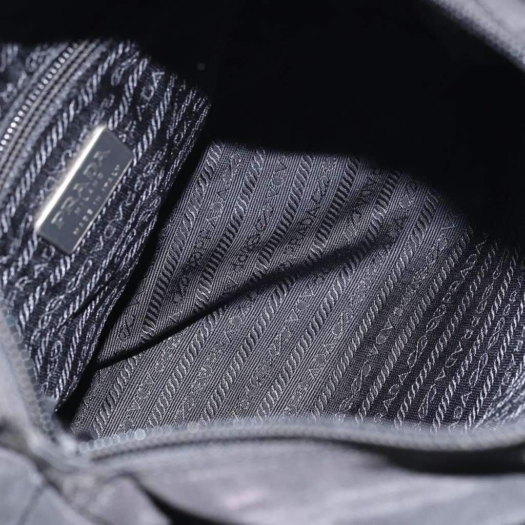 Prada Vintage Zip Tote Black Good condition - Box View