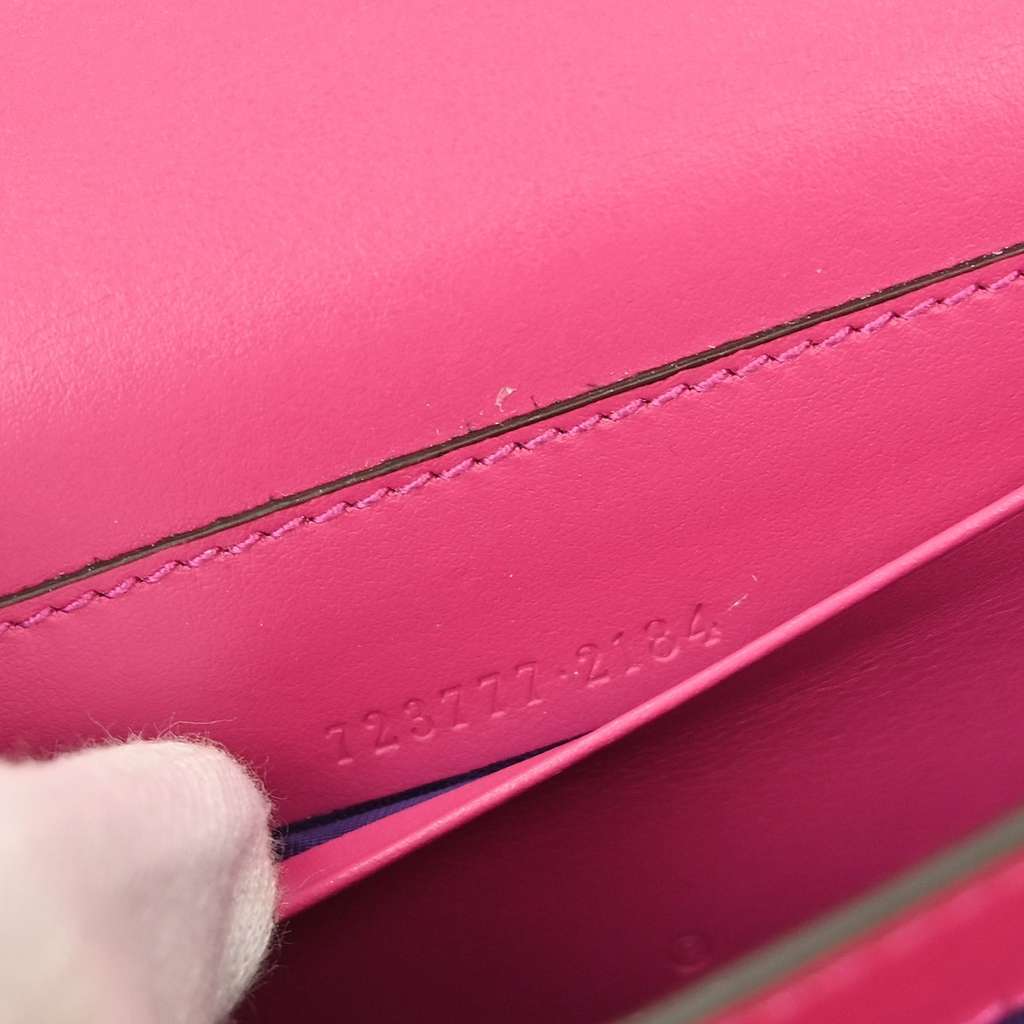Gucci Petite GG Marmont Chain Wallet Pink Leather Good condition - Box View