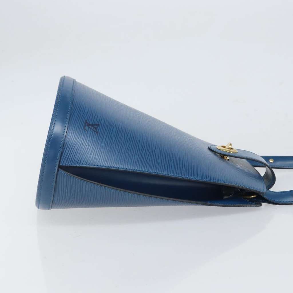 Louis Vuitton Cluny Shoulder Bag Blue Leather Good condition - Inside View