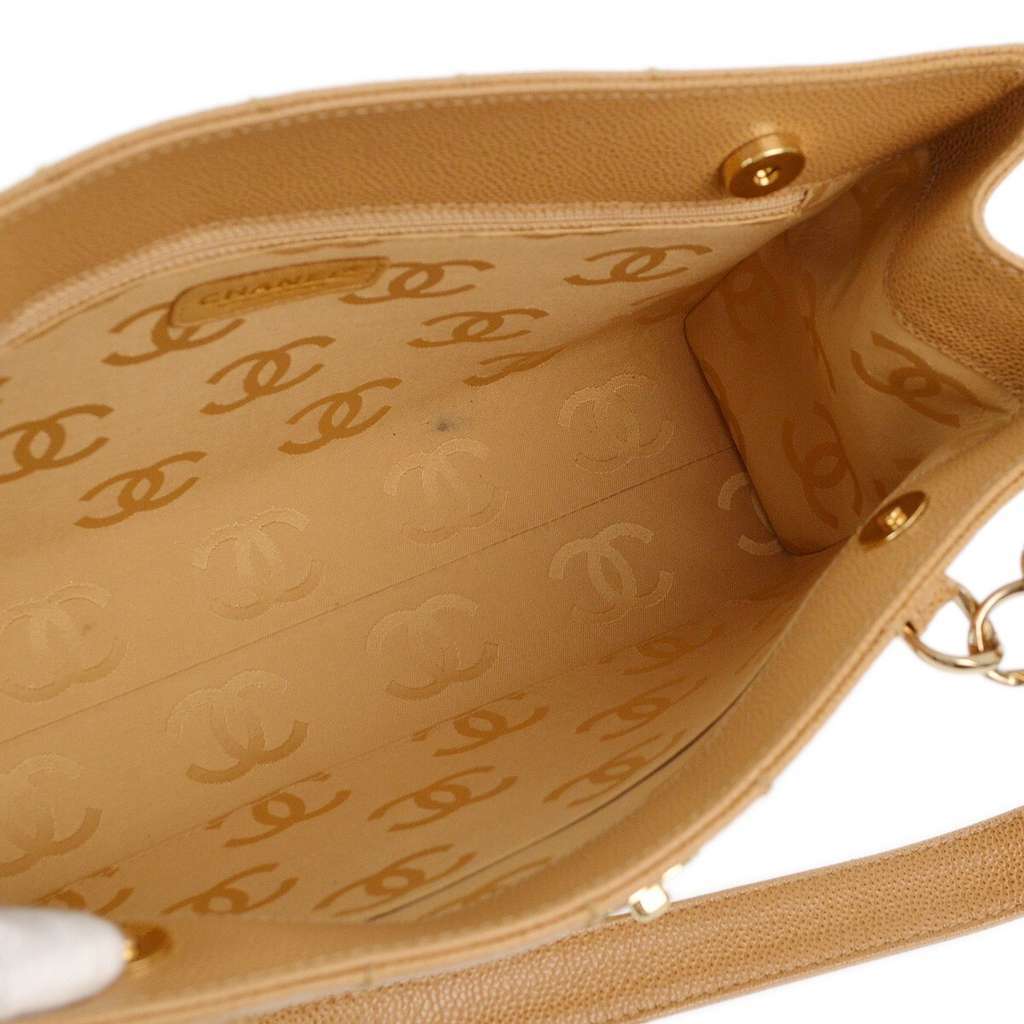 Chanel Vintage Chocolate Bar Zip Around Tote Beige Leather Good condition - Inside View