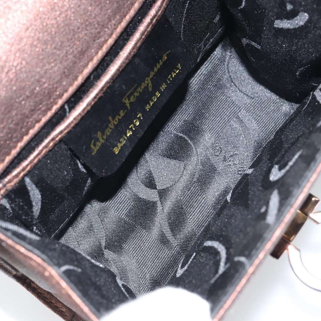 Salvatore Ferragamo Gancini Shoulder Bag Gold Leather Good condition - Box View