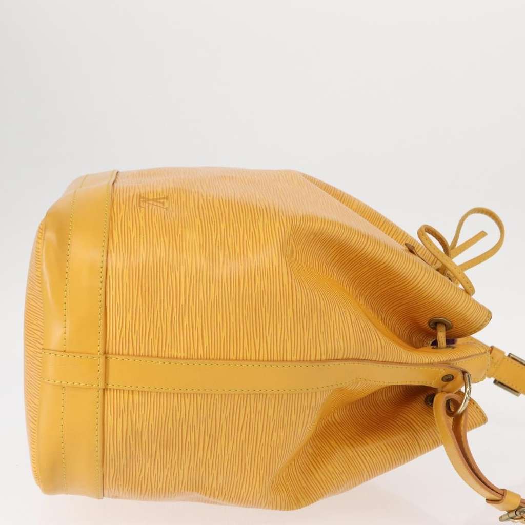 Louis Vuitton Noe Handbag Yellow Leather Good condition - Inside View