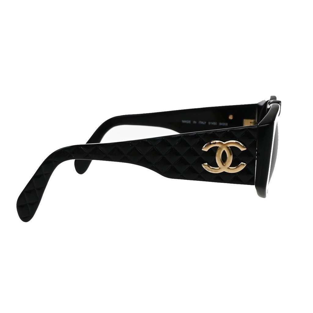 Chanel Logo CC Sunglasses Black Plastic Good condition - Box View