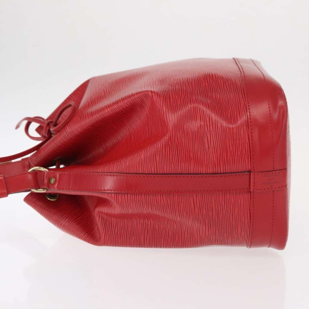 Louis Vuitton Petit Noe NM Handbag Red Leather Good condition - Model View