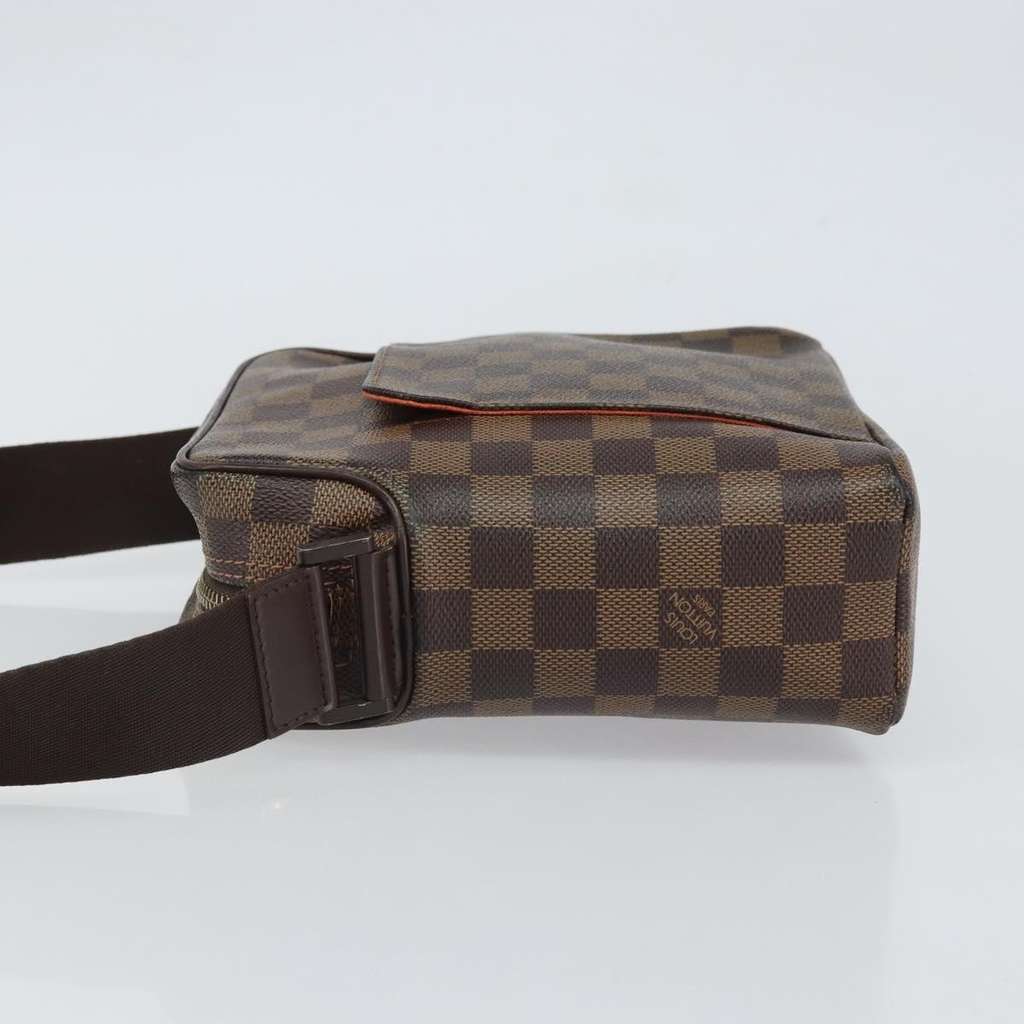 Louis Vuitton Olav Handbag Brown Canvas Fair condition - Model View