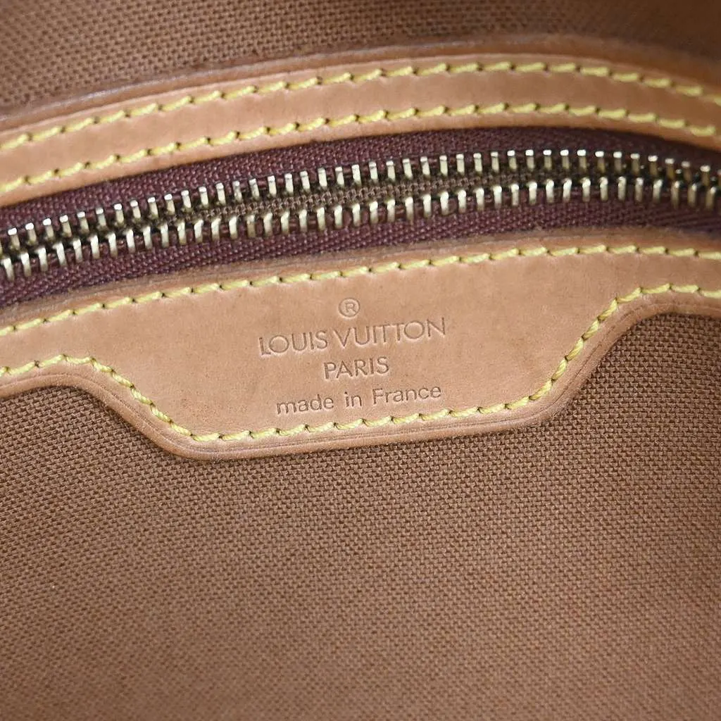 Louis Vuitton Abbesses Messenger Bag Brown Canvas Good - Model View