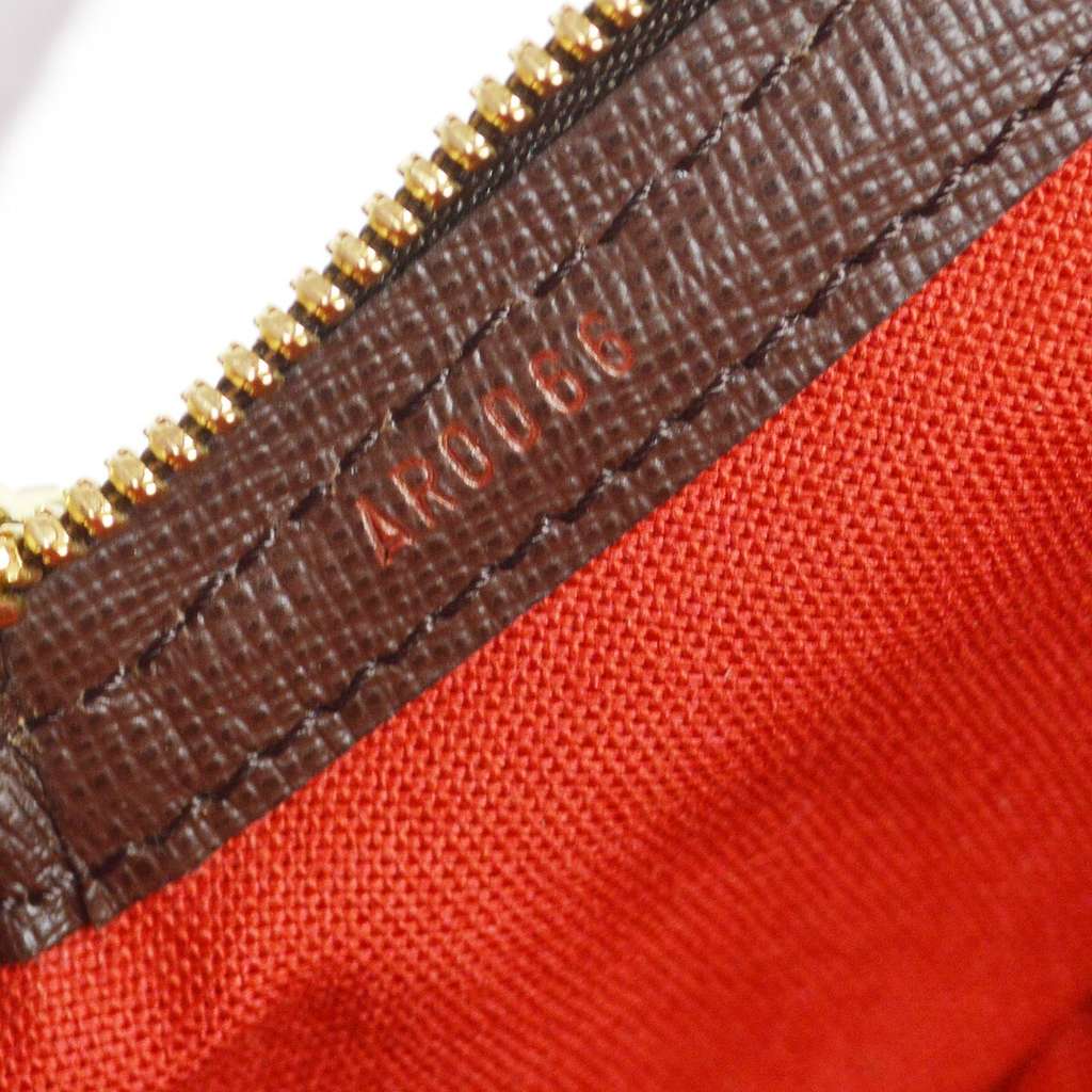 Louis Vuitton Belem Handbag Brown Canvas Good condition - Model View