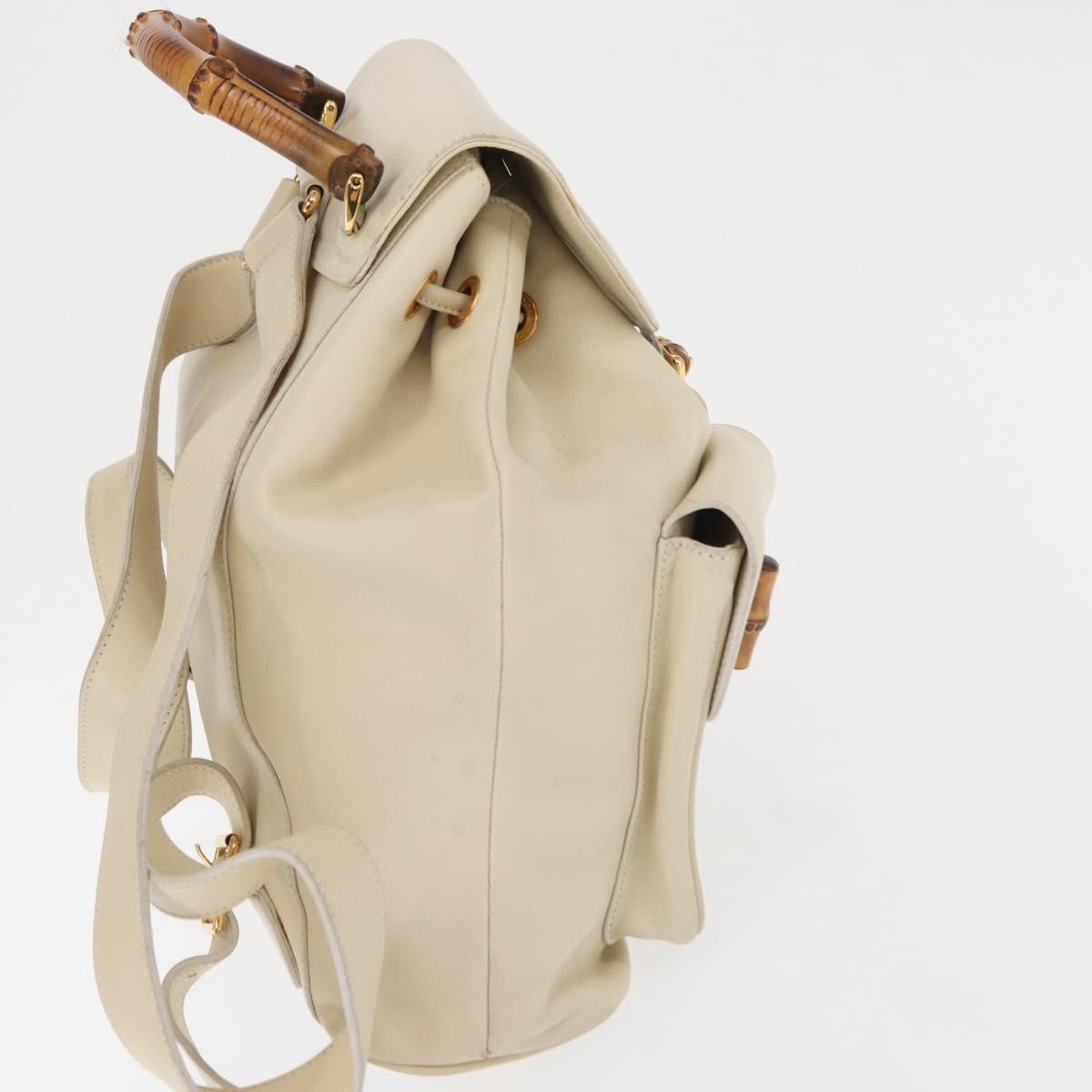 Gucci Vintage Bamboo Backpack Beige Leather Fair condition - Model View