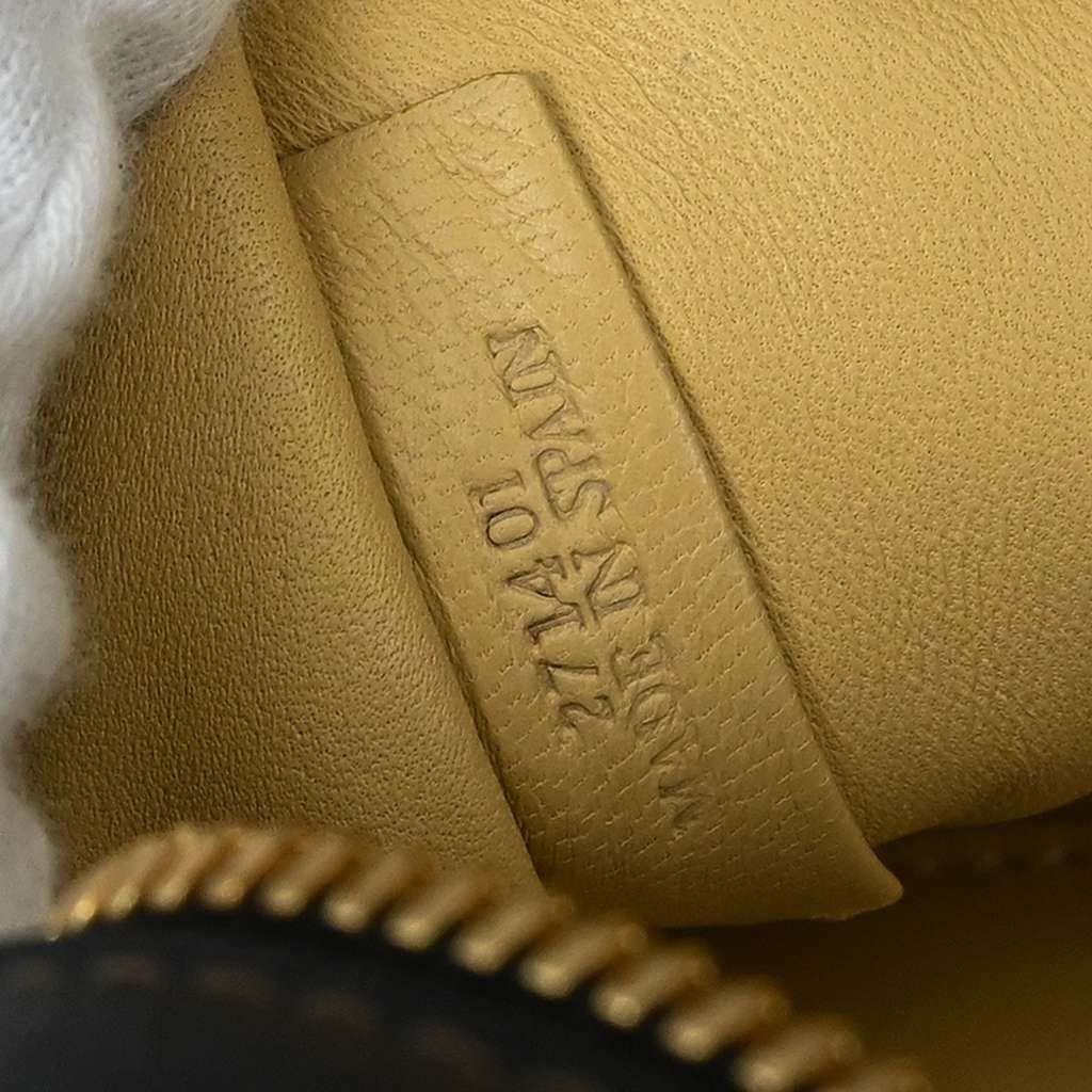 Loewe Amazona Bag Beige Leather Good condition - Box View