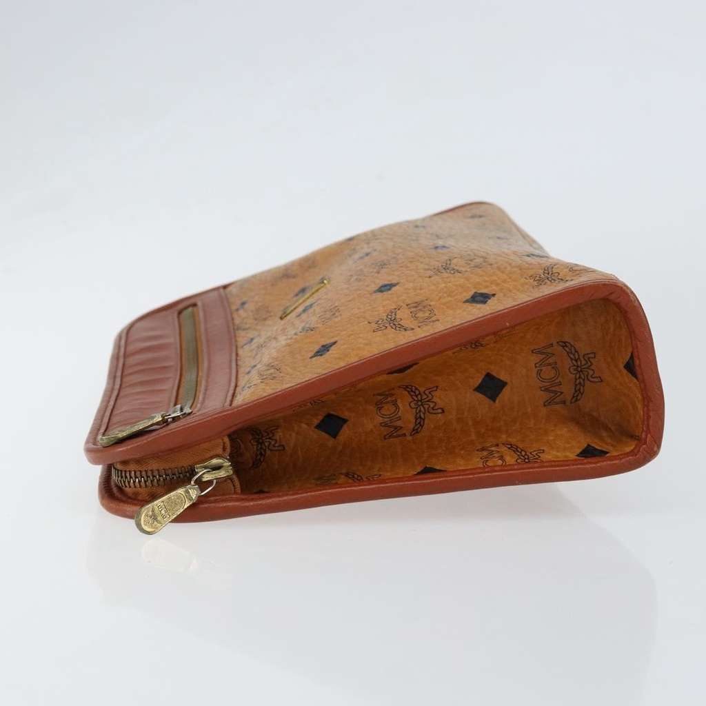 Mcm Visetos pouch Brown Canvas Good condition - Model View