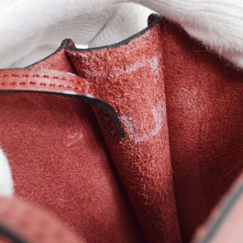 Hermès Onimaitou Pochette Burgundy Leather Good condition - Box View