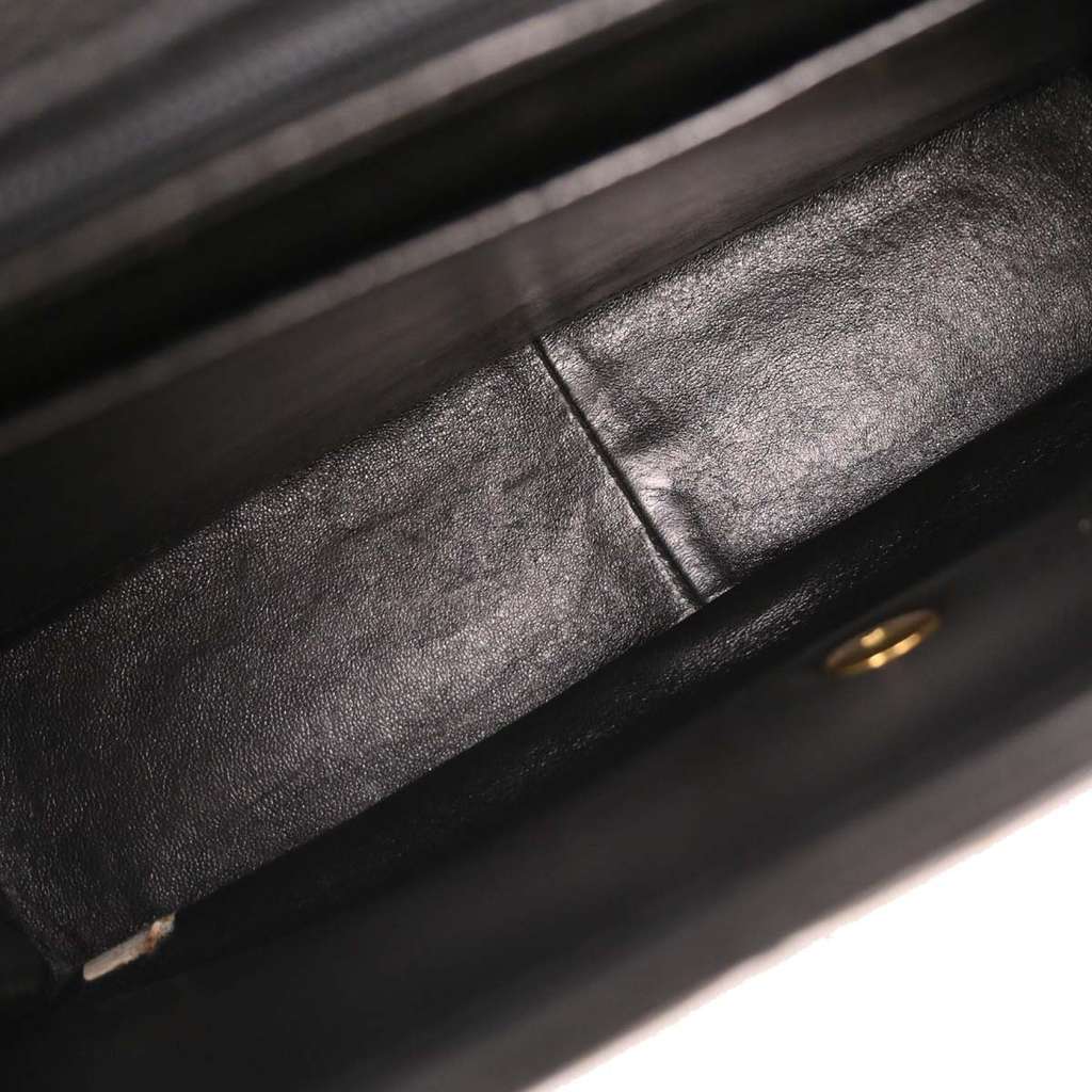 Chanel Vintage Top Handle Bag Black Good condition - Inside View