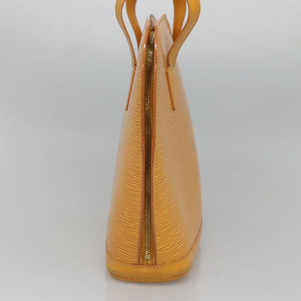 Louis Vuitton Lussac Handbag Yellow Leather Good condition - Model View