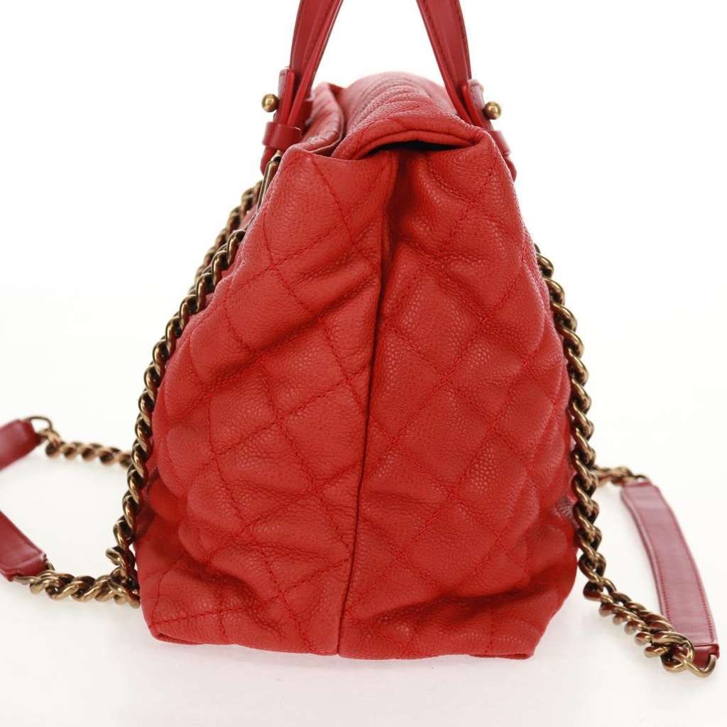 Chanel Chic Quilt Tote Red Leather Good condition - Inside View