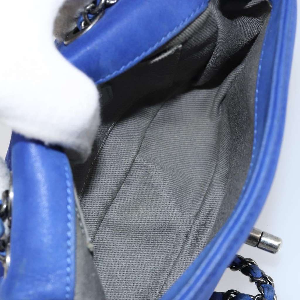 Chanel Diamond Stitch Chain Flap Bag Blue Leather Good condition - Box View