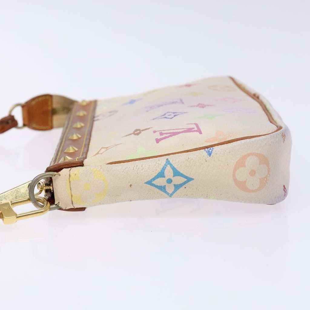 Louis Vuitton Pochette Accessoires NM White Canvas Fair condition - Model View