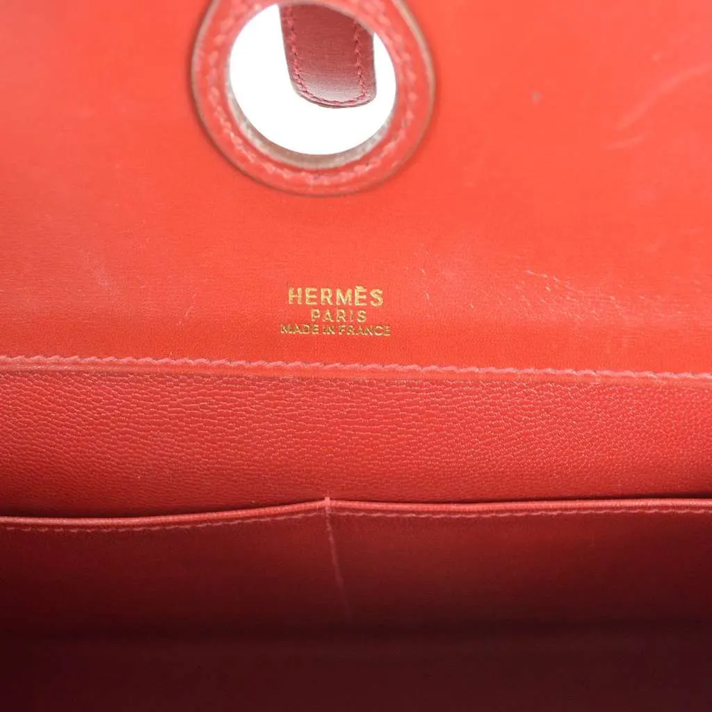 Hermès Dalvy Bag Red Leather Good - Model View