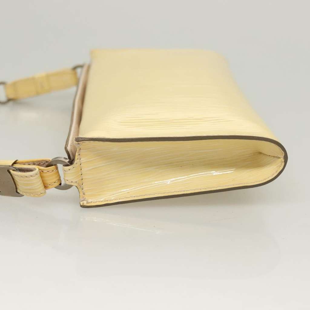 Salvatore Ferragamo Vala Shoulder Bag Yellow Good condition - Model View