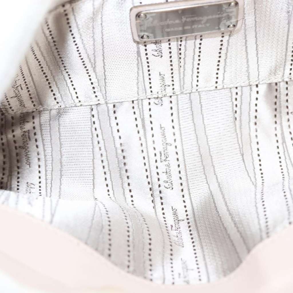 Salvatore Ferragamo Vala Shoulder Bag Yellow Good condition - Box View