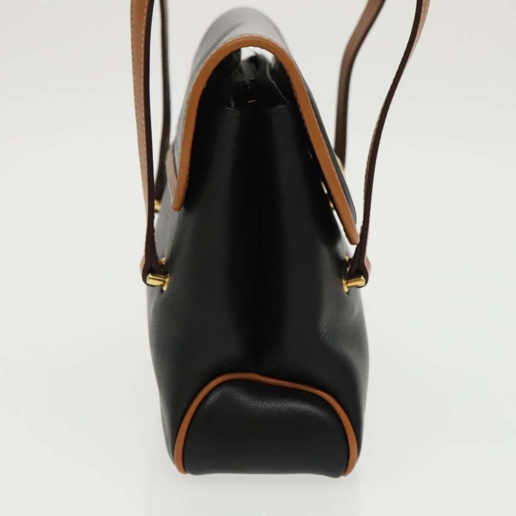 Celine Handbag Black Leather Good condition - Model View
