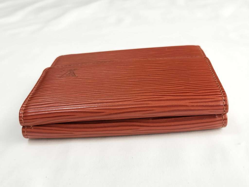 Louis Vuitton Trifold Card Holder Red Leather Good condition - Box View