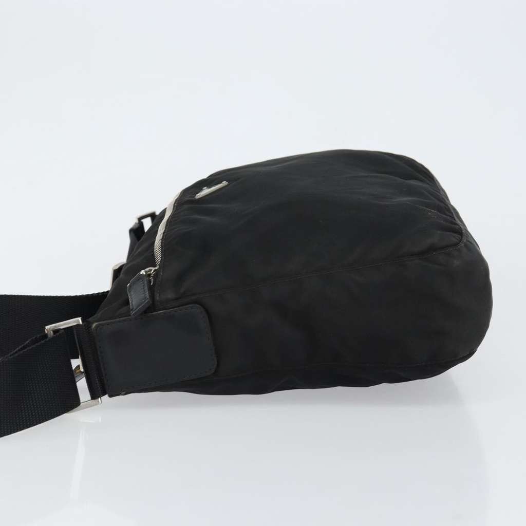 Prada Front Zip Messenger Bag Black Good condition - Model View
