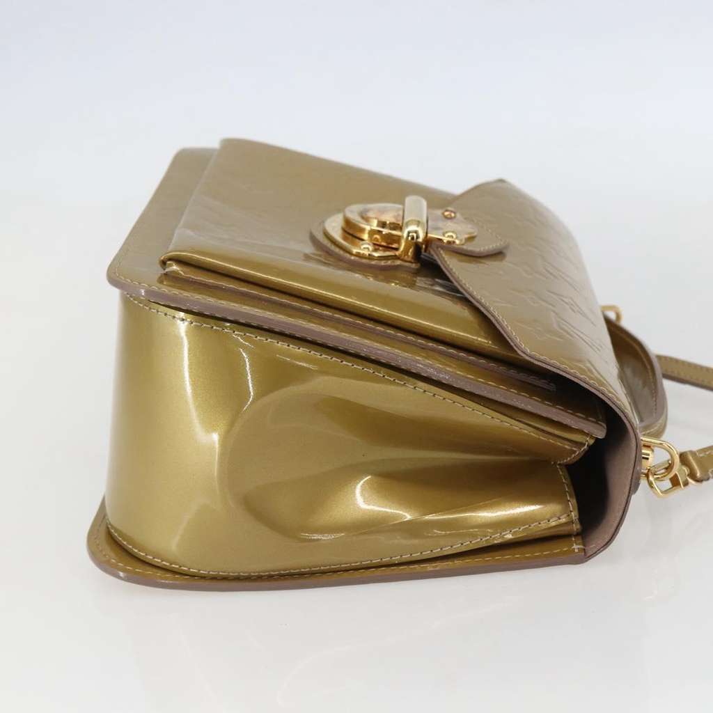 Louis Vuitton Mirada Handbag Beige Good condition - Model View