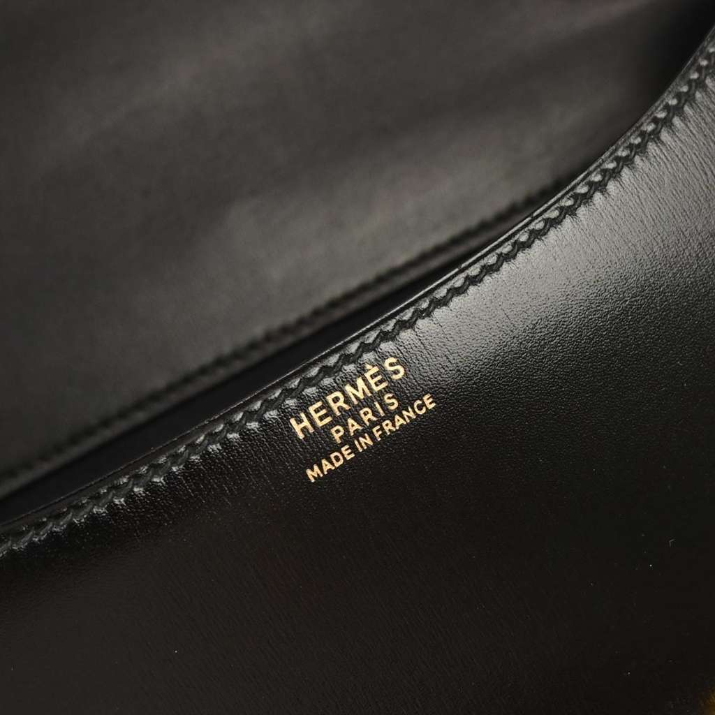 Hermès Constance Bag Black Leather Good condition - Model View