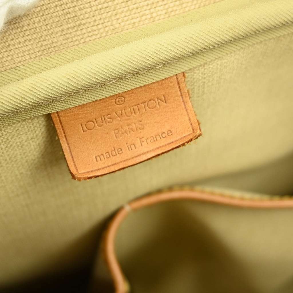 Louis Vuitton Deauville Handbag Brown Canvas Good condition - Model View