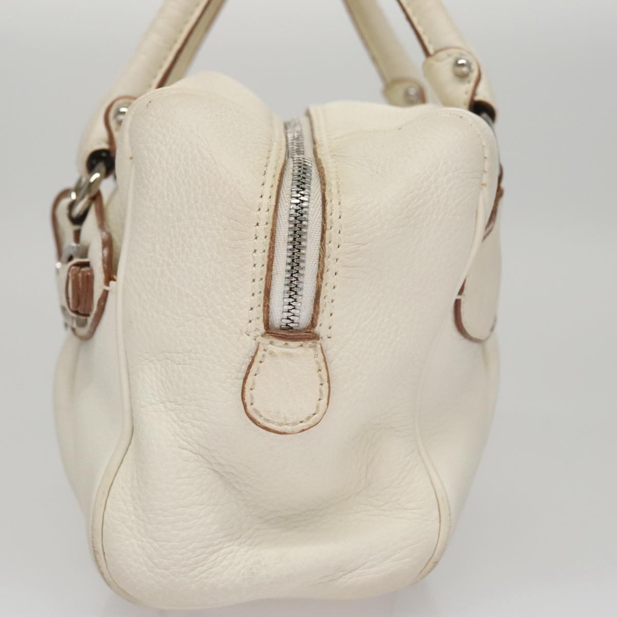 Salvatore Ferragamo Gancini Buckle Shoulder Bag White Leather Good condition - Inside View