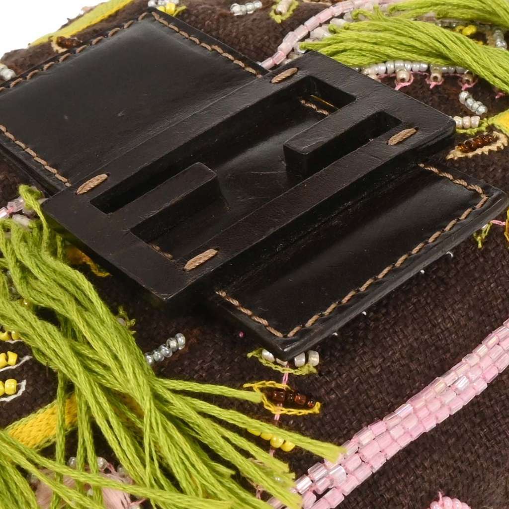 Fendi Vintage Baguette Shoulder Bag Brown Good condition - Model View