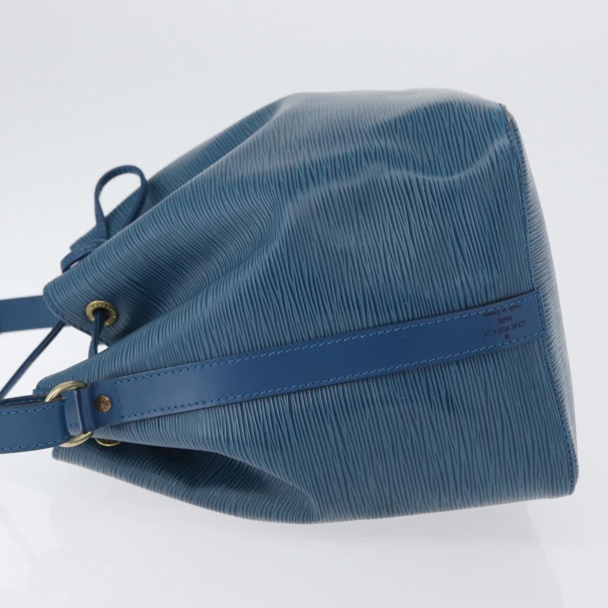 Louis Vuitton Petit Noe Handbag Blue Leather Good condition - Model View