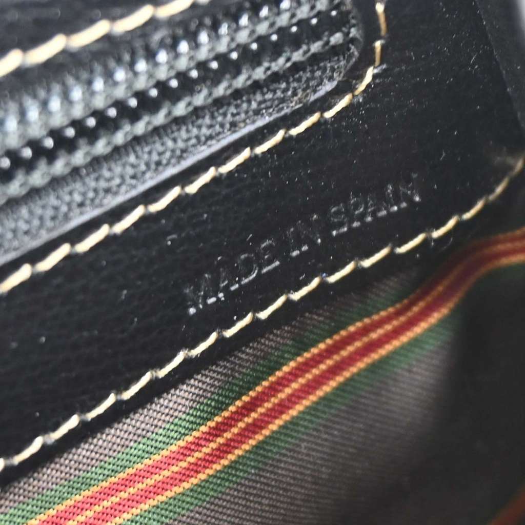 Loewe Velazquez shoulderbag Brown Leather Good condition - Model View