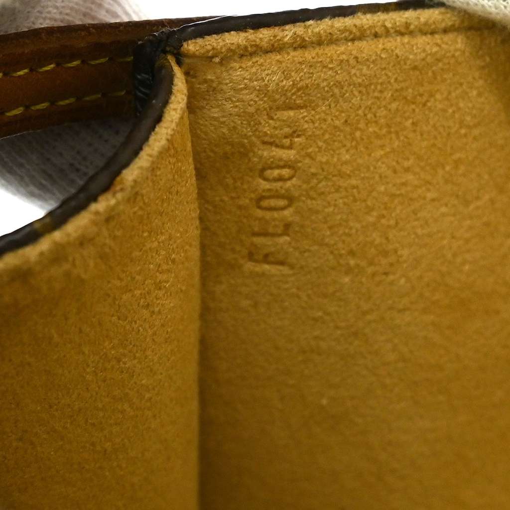 Louis Vuitton Twin Handbag Brown Canvas Fair condition - Model View