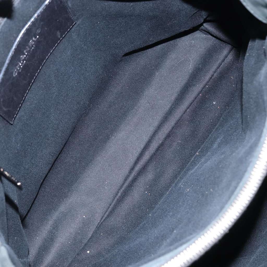 Chanel CC Charm Tote Green Leather Good condition - Box View