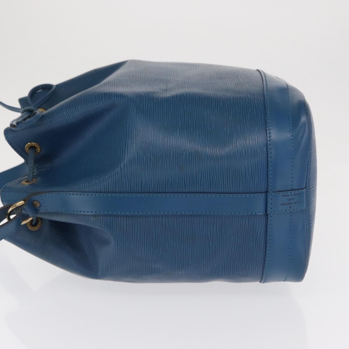 Louis Vuitton Noe Handbag Blue Leather Fair condition - Model View