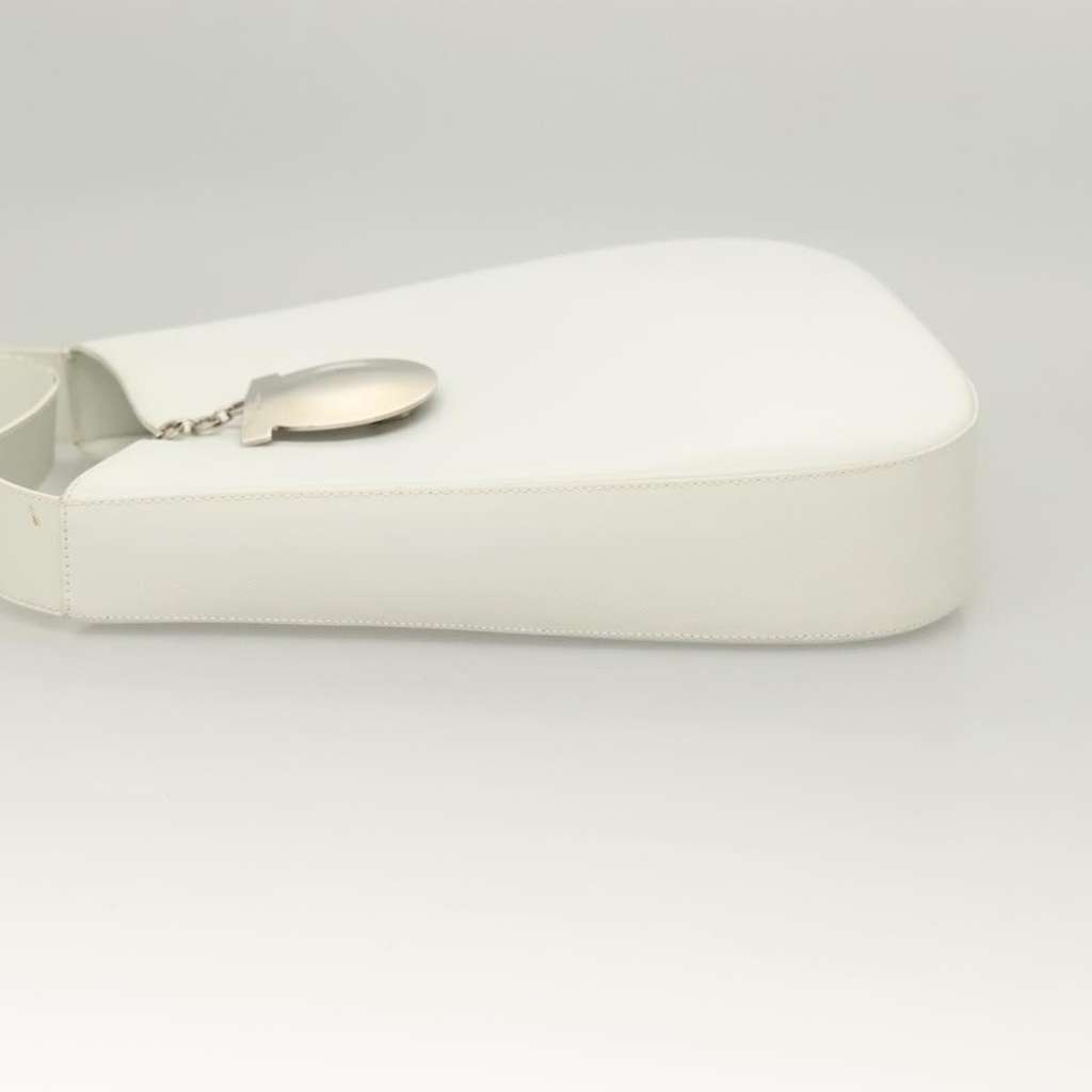 Salvatore Ferragamo Gancini Shoulder Bag White Leather Good condition - Model View