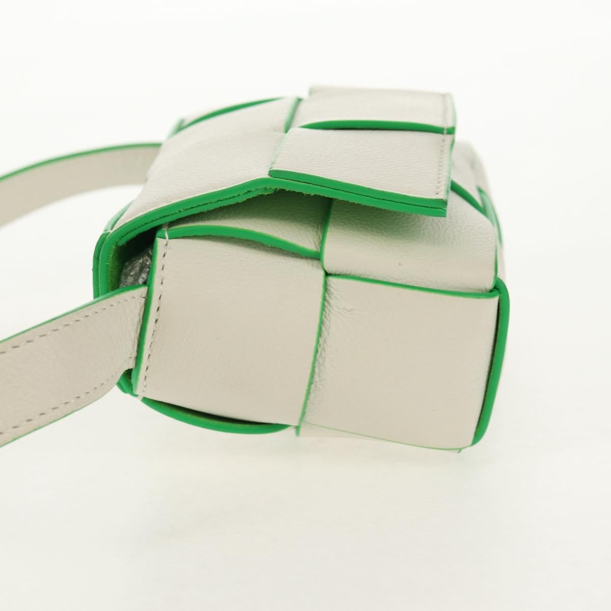 Bottega Veneta Cassette Crossbody Bag White Leather Good condition - Inside View