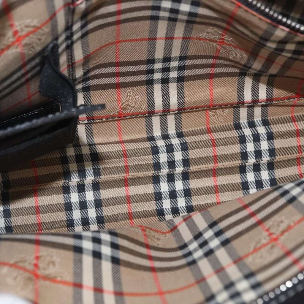 Burberry Zip Clutch Black Leather Good condition - Box View