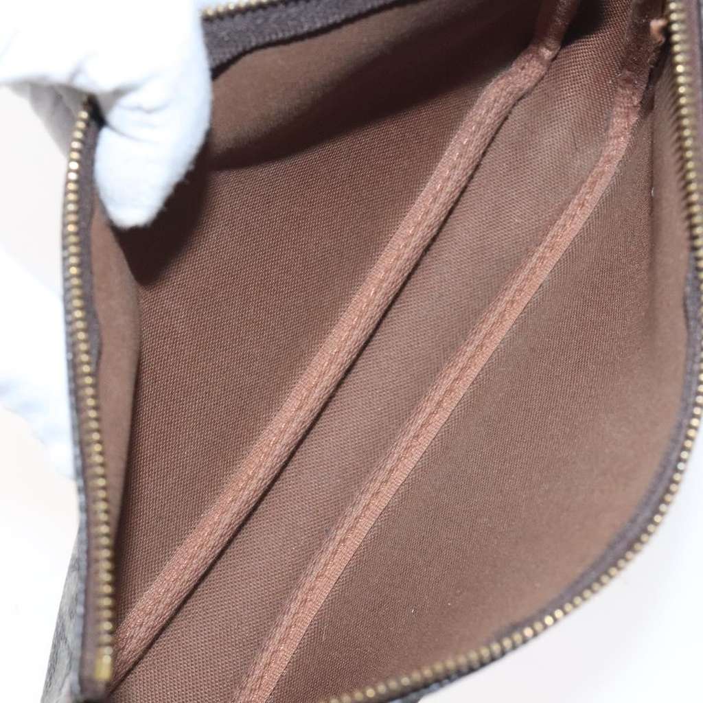 Louis Vuitton Pochette Accessoires Khaki Canvas Good condition - Box View