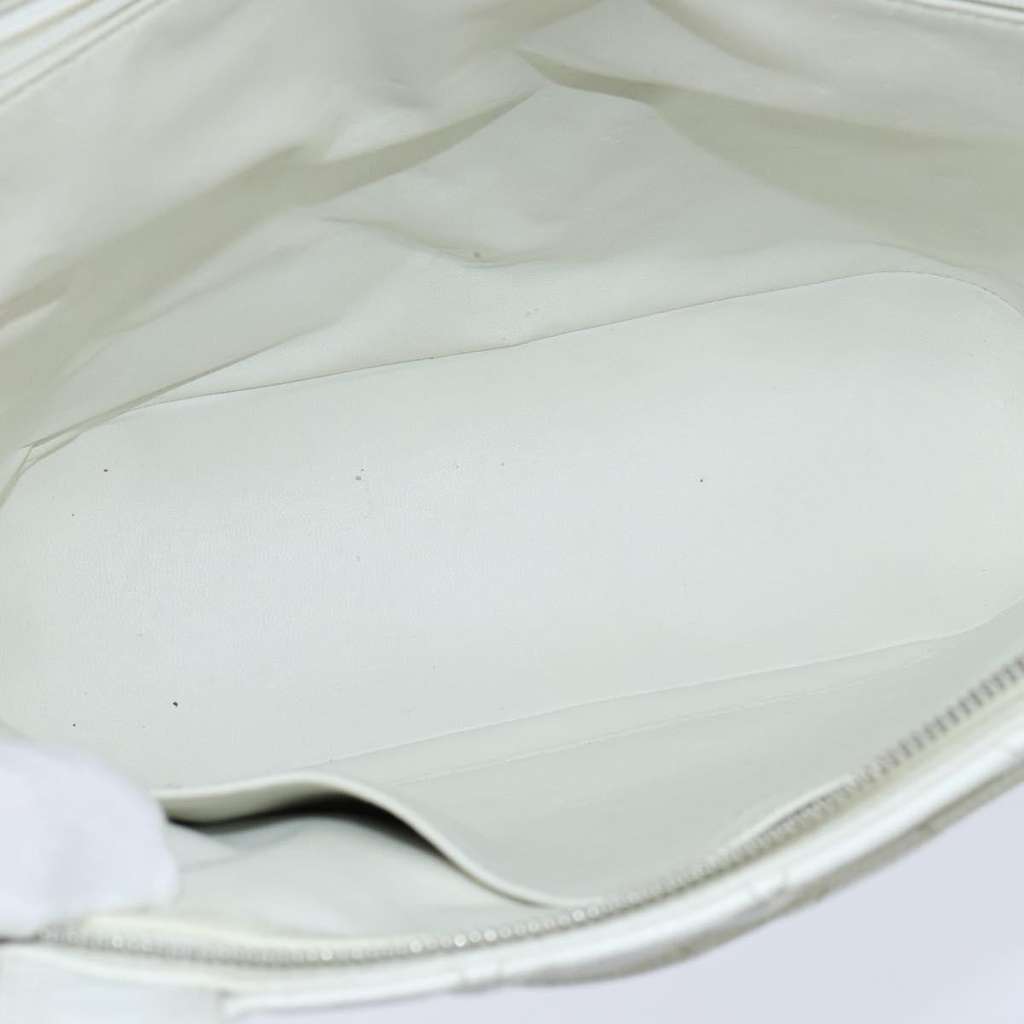 Chanel Vintage CC Zip Around Bowler Bag White Leather Good condition - Box View