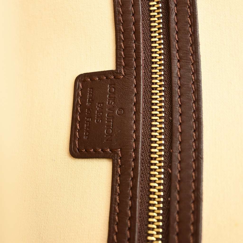 Louis Vuitton Alma Handbag Red Canvas Good condition - Inside View