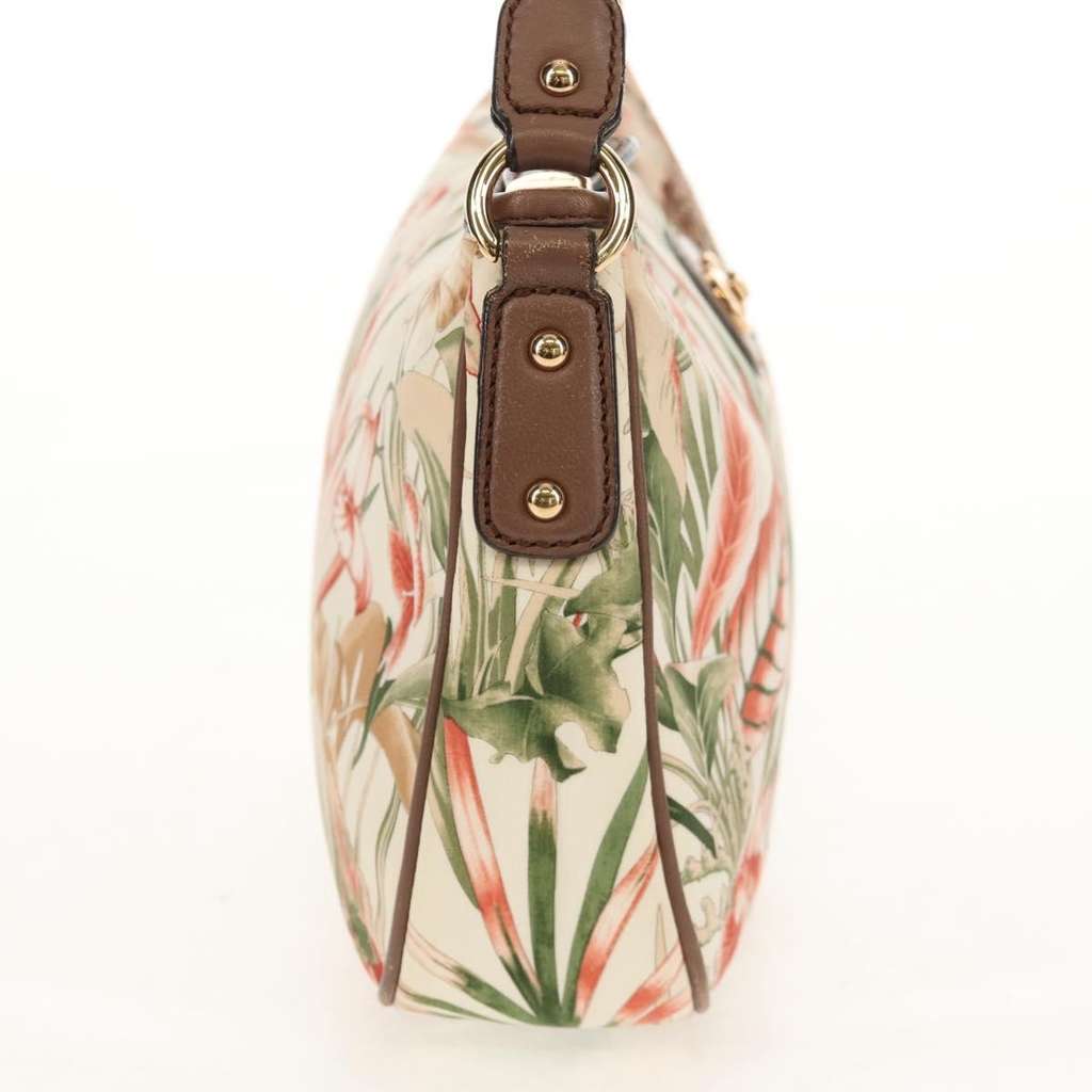 Salvatore Ferragamo Gancini Shoulder Bag Other Good condition - Model View