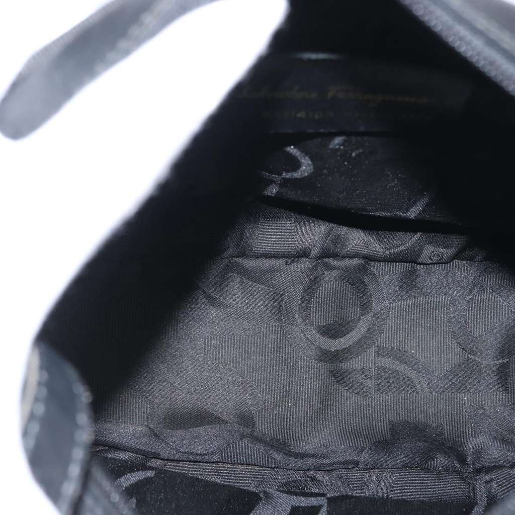 Salvatore Ferragamo Vara Bow camera Shoulder Bag Black Leather Good condition - Box View